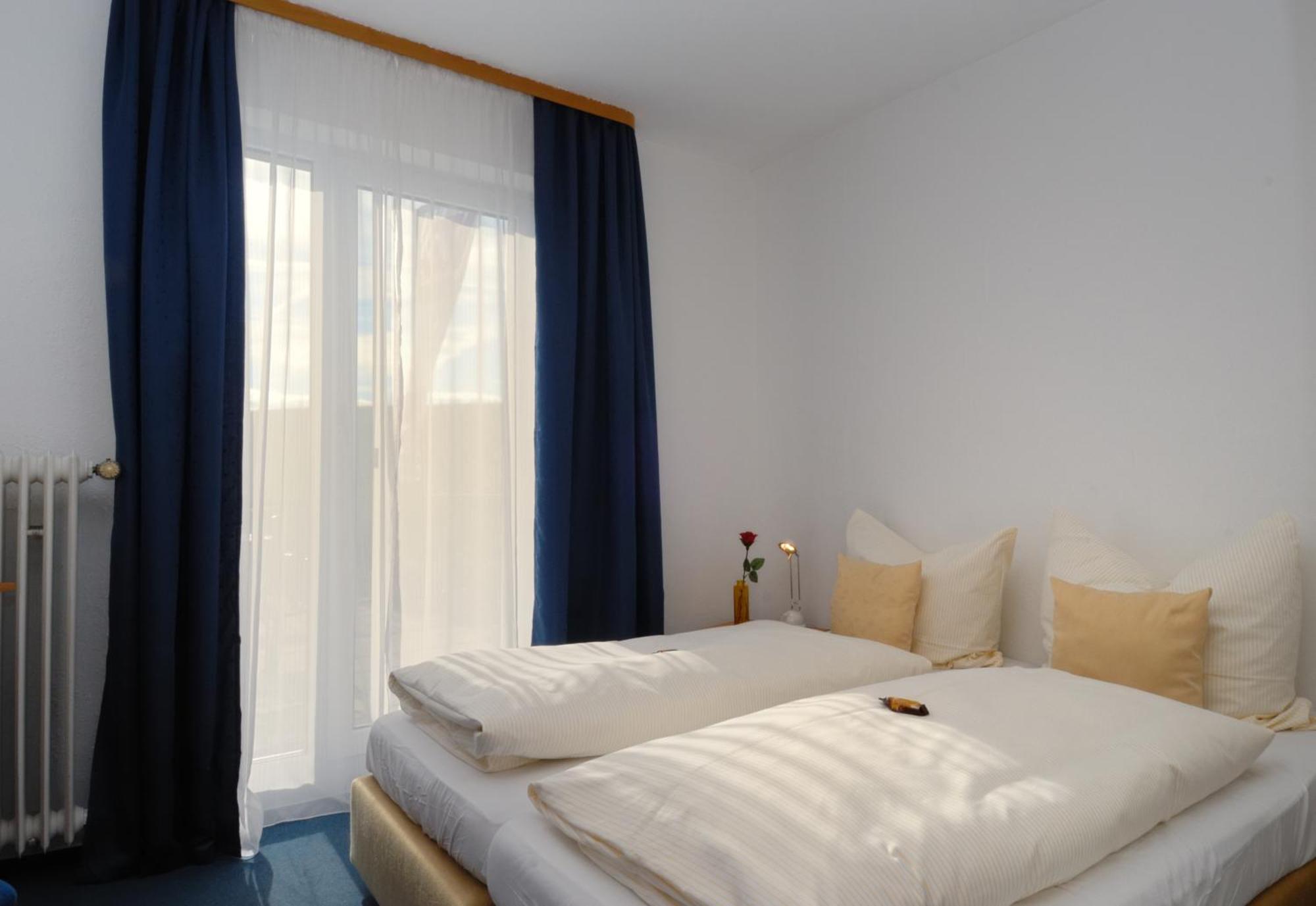 Pension Saentisblick Meersburg Room photo